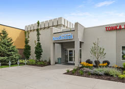 
                                	        Shoppes at Knollwood
                                    