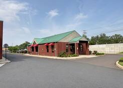 
                                	        The Shops at Blue Bell
                                    