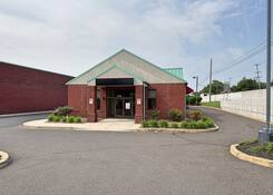 
                                	        The Shops at Blue Bell
                                    