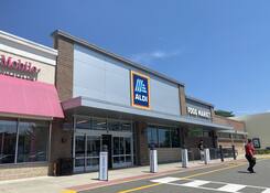 
                                	        Groton Shopping Center
                                    