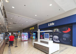 
                                	        Markland Plaza-Markland Mall
                                    