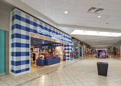 
                                	        Markland Plaza-Markland Mall
                                    